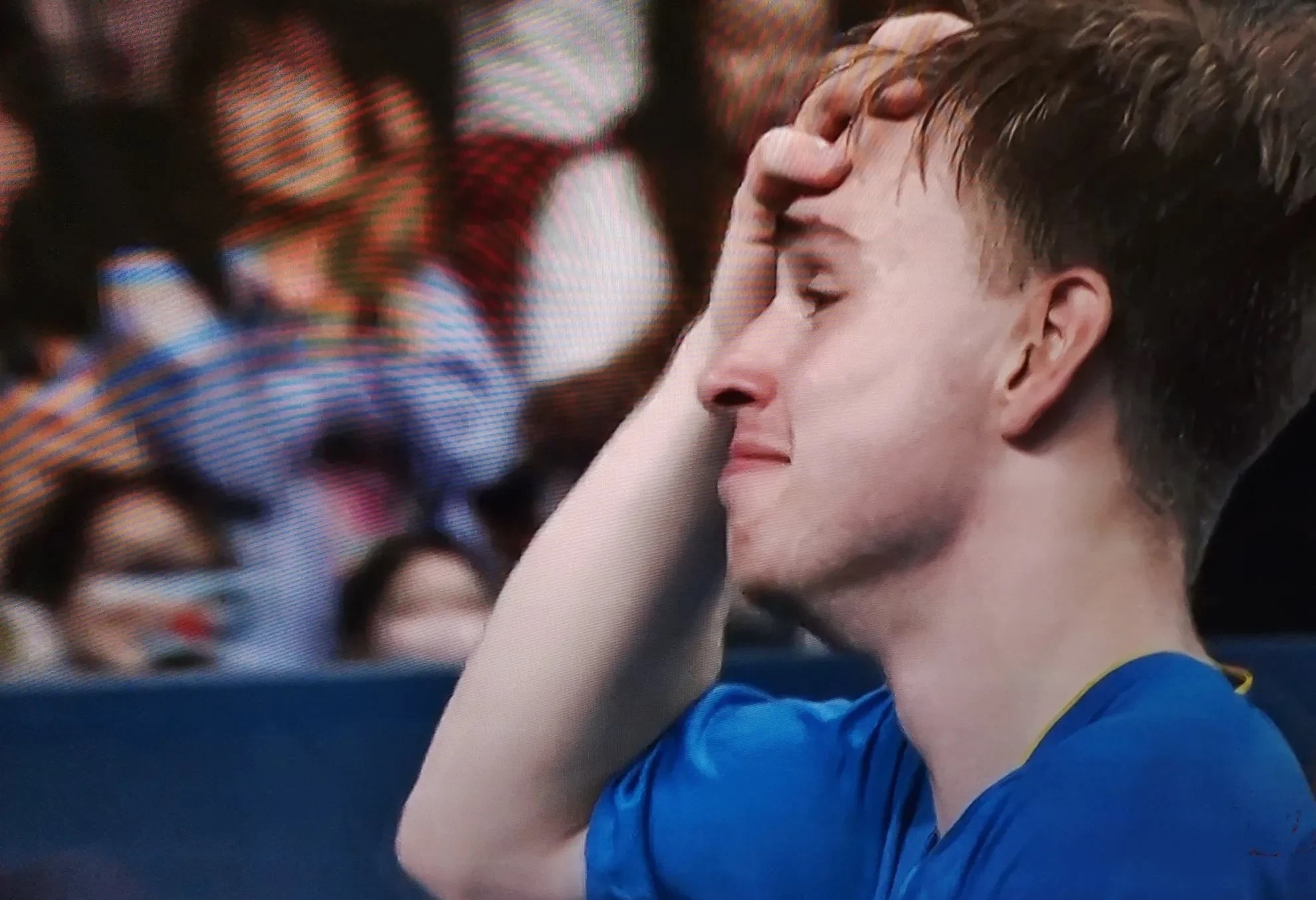 开云体育在线-FLY碾压TL，Jankos拿下关键大龙焦点之战半决赛，让粉丝疯狂欢呼