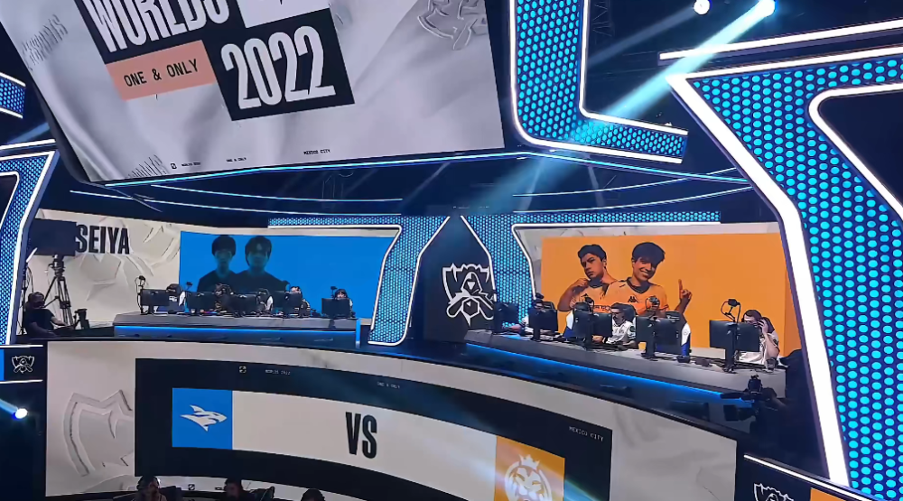 S赛选手刷新世界纪录,震撼全场的简单介绍 S赛选手刷新世界纪录,震撼全场的简单介绍