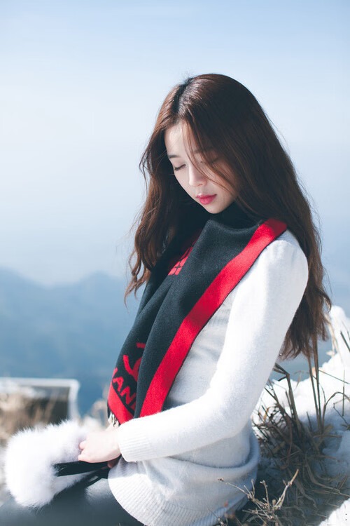 当F1赛道上演卡塞米罗式防守，红牛中场绞杀如何锁死巴林揭幕战？